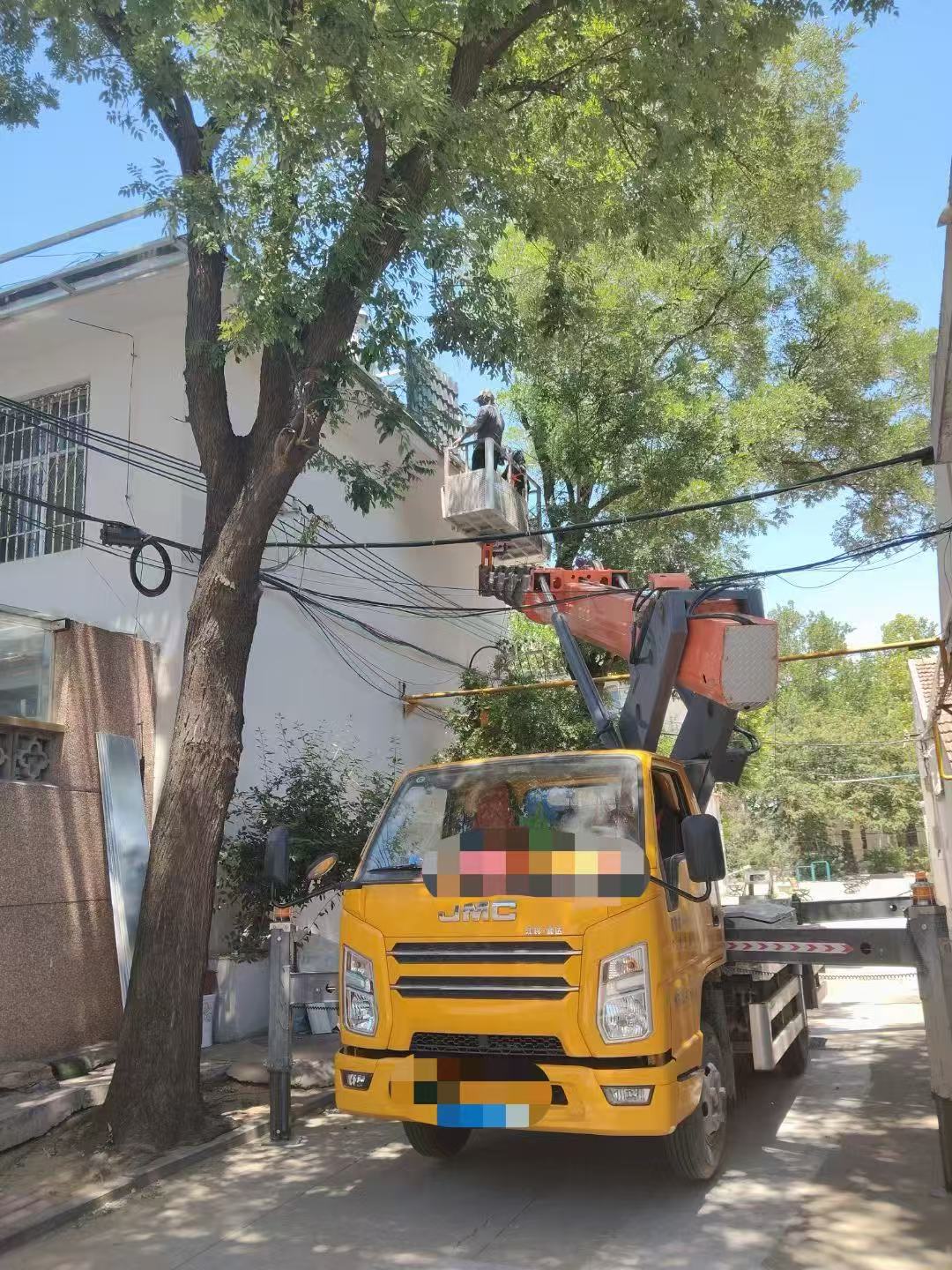 黄山市高空作业车能吊装重物吗？最大承载多少公斤？